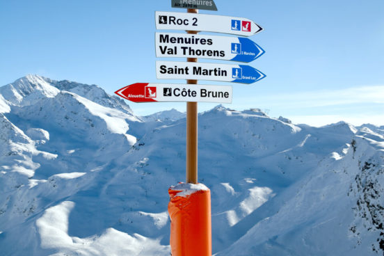 Ski slope colors meaning - piste markings on ski runs